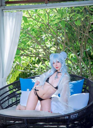 洪真英