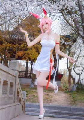 佟凡