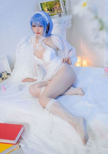 年轻的女医生